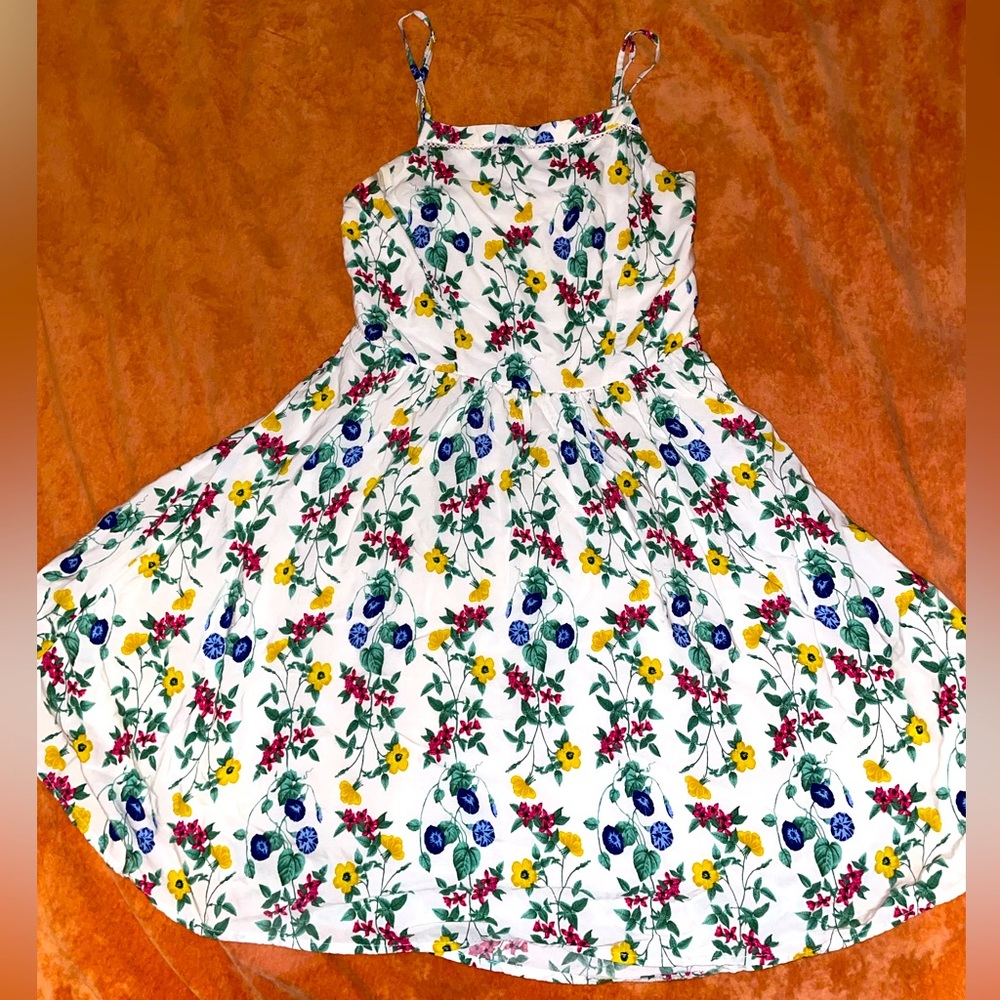 Old Navy Floral White dress